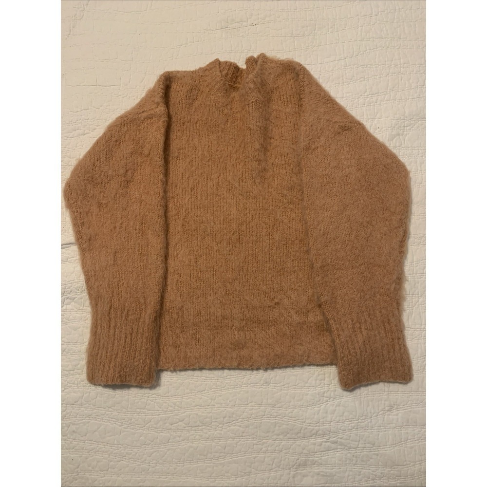 Asos Design women's sweater, size small Salmon  Color